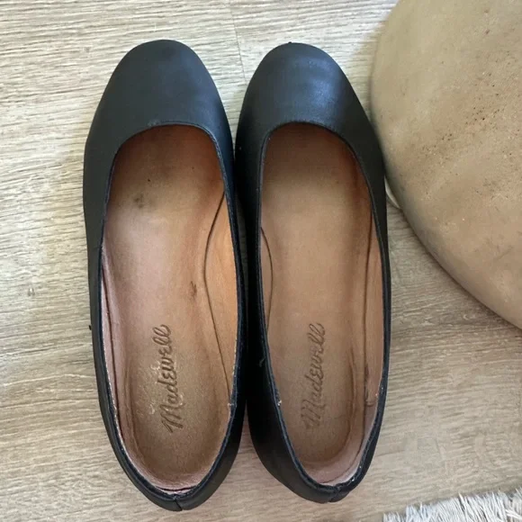 Madewell The Cory Flat in Black Leather, size 7 - Picture 9 of 12